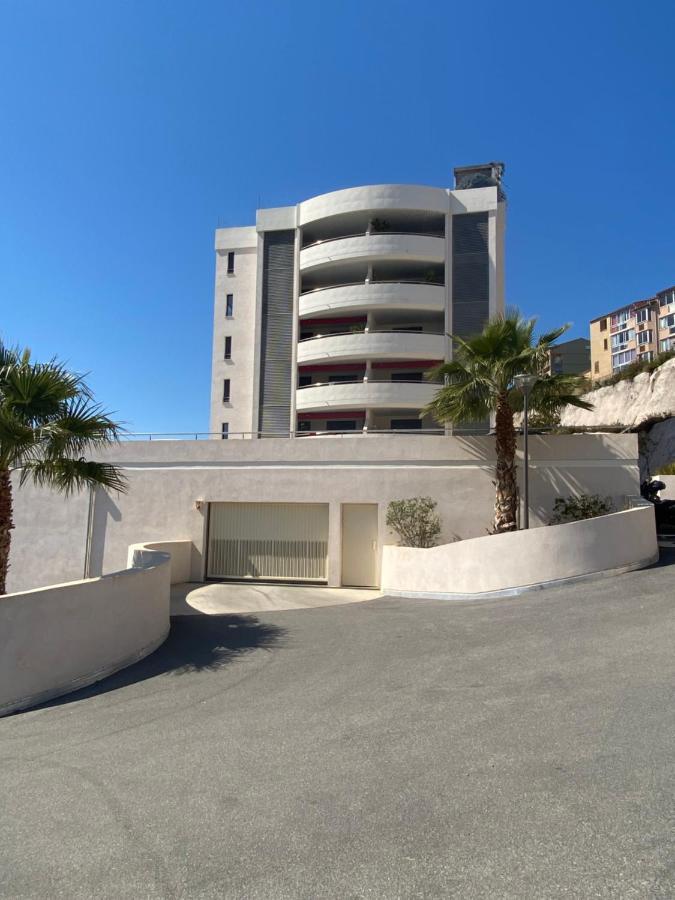 אז'אקסיו Appartement T2 De Standing Avec Parking A 250 Metres De La Plage, Route Des Sanguinaires, Ajaccio מראה חיצוני תמונה